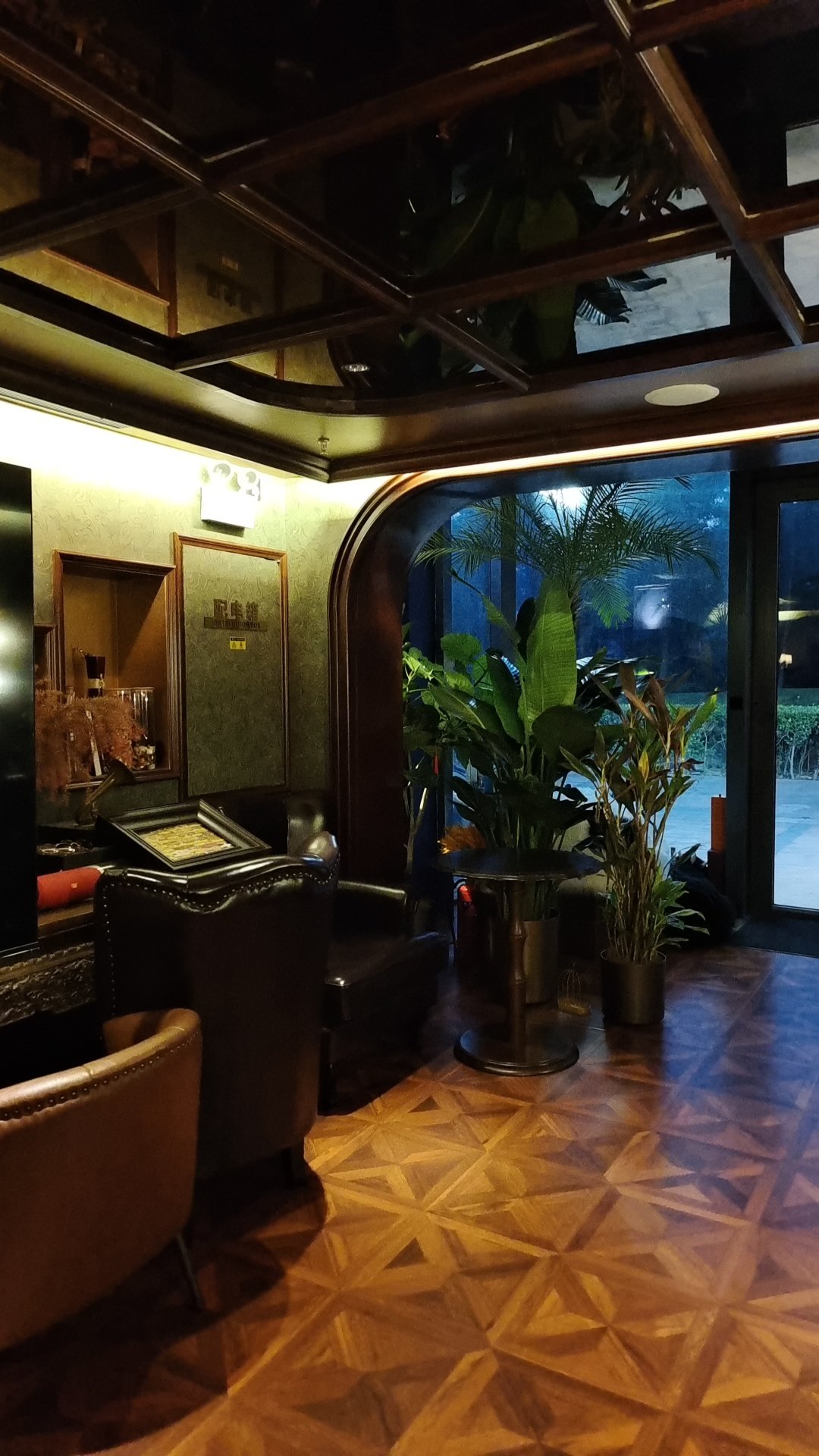 韶关商务KTV一小时价格-翁源县ktv预订